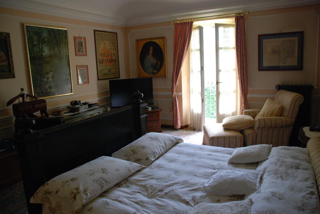 Villa Mirano Bed & Breakfast Piossasco Pokoj fotografie