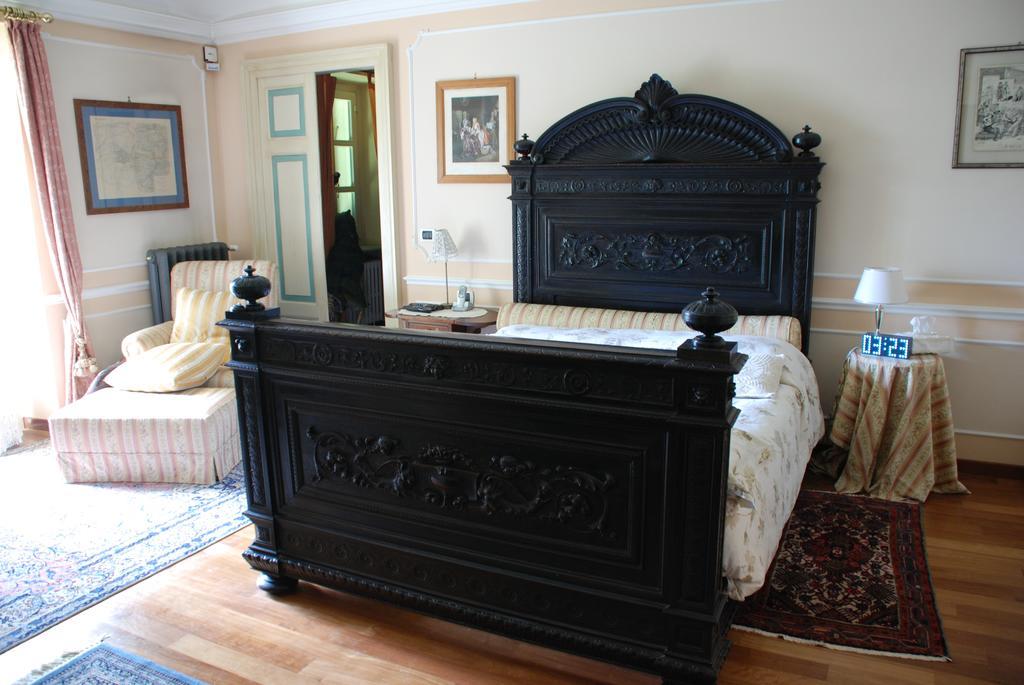 Villa Mirano Bed & Breakfast Piossasco Pokoj fotografie